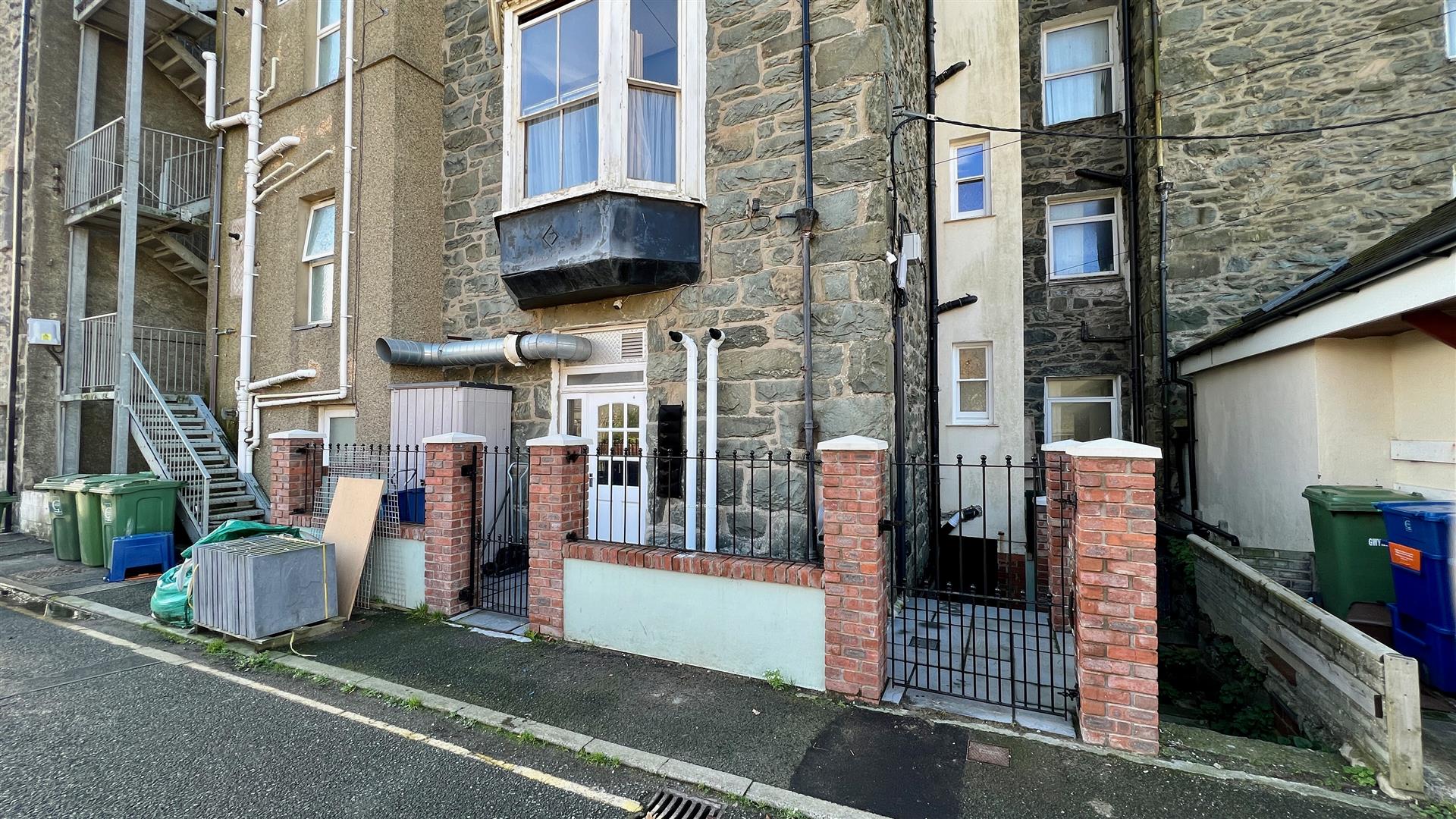 Marine Parade, Barmouth Monopoly Buy Sell Rent